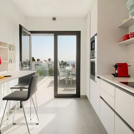 Sunset Sights By Buenavilla فيلة بلايا بلانكا