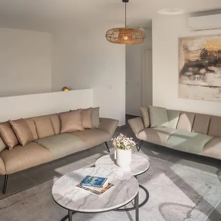 فيلة Sunset Sights By Buenavilla *