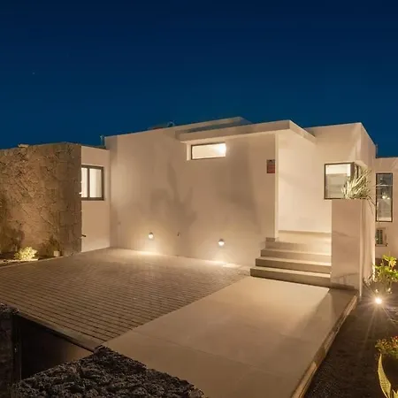 Sunset Sights By Buenavilla * بلايا بلانكا