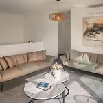 Вилла Sunset Sights By Buenavilla *