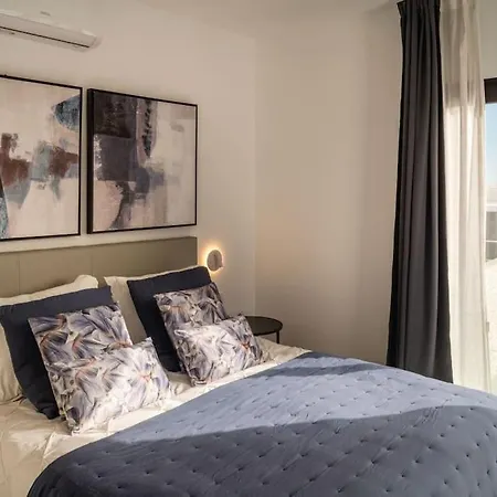 Sunset Sights By Buenavilla