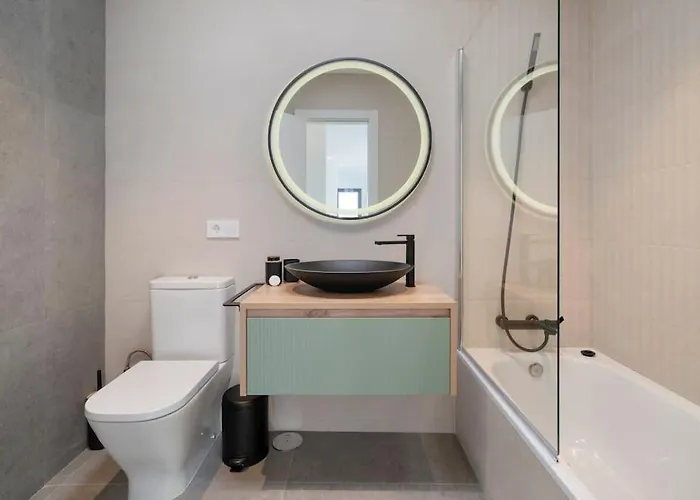 Sunset Sights By Buenavilla Villa *