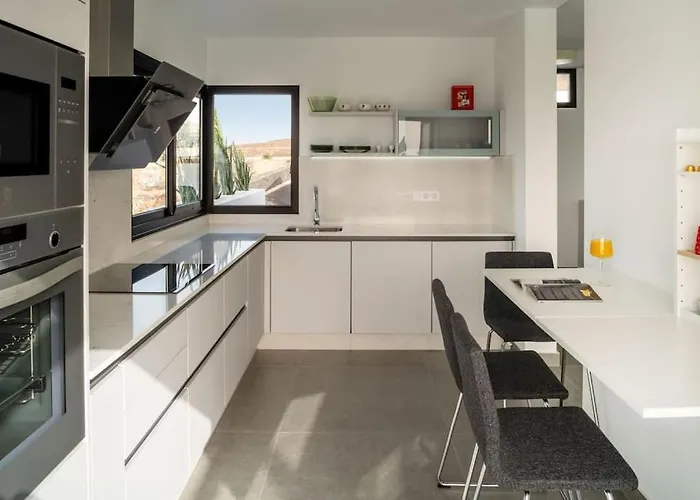 Sunset Sights By Buenavilla * 普拉亚布兰卡